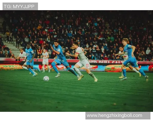 足球巨星激烈对决 穿越历史的经典巅峰对抗全解析