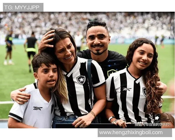 女星与足球球星的浪漫邂逅：从绿茵场到红毯的爱情故事揭秘